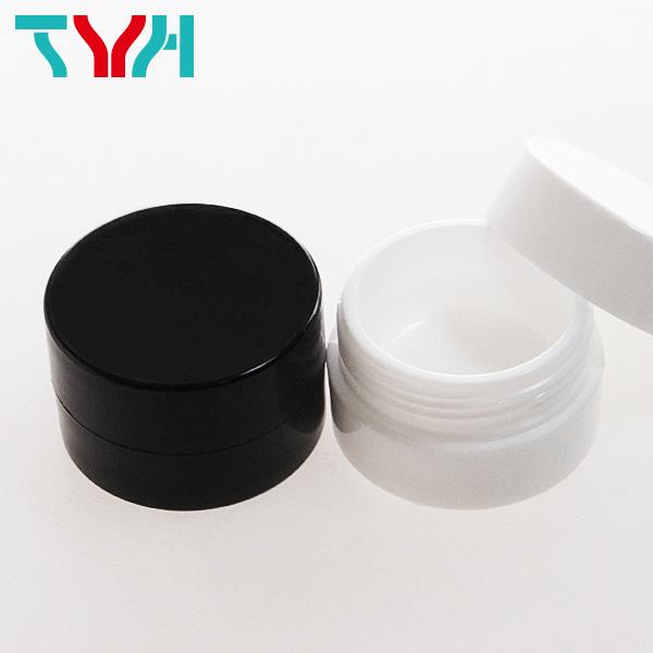 IN-PP : Black/White Small Sample Jar with Cap